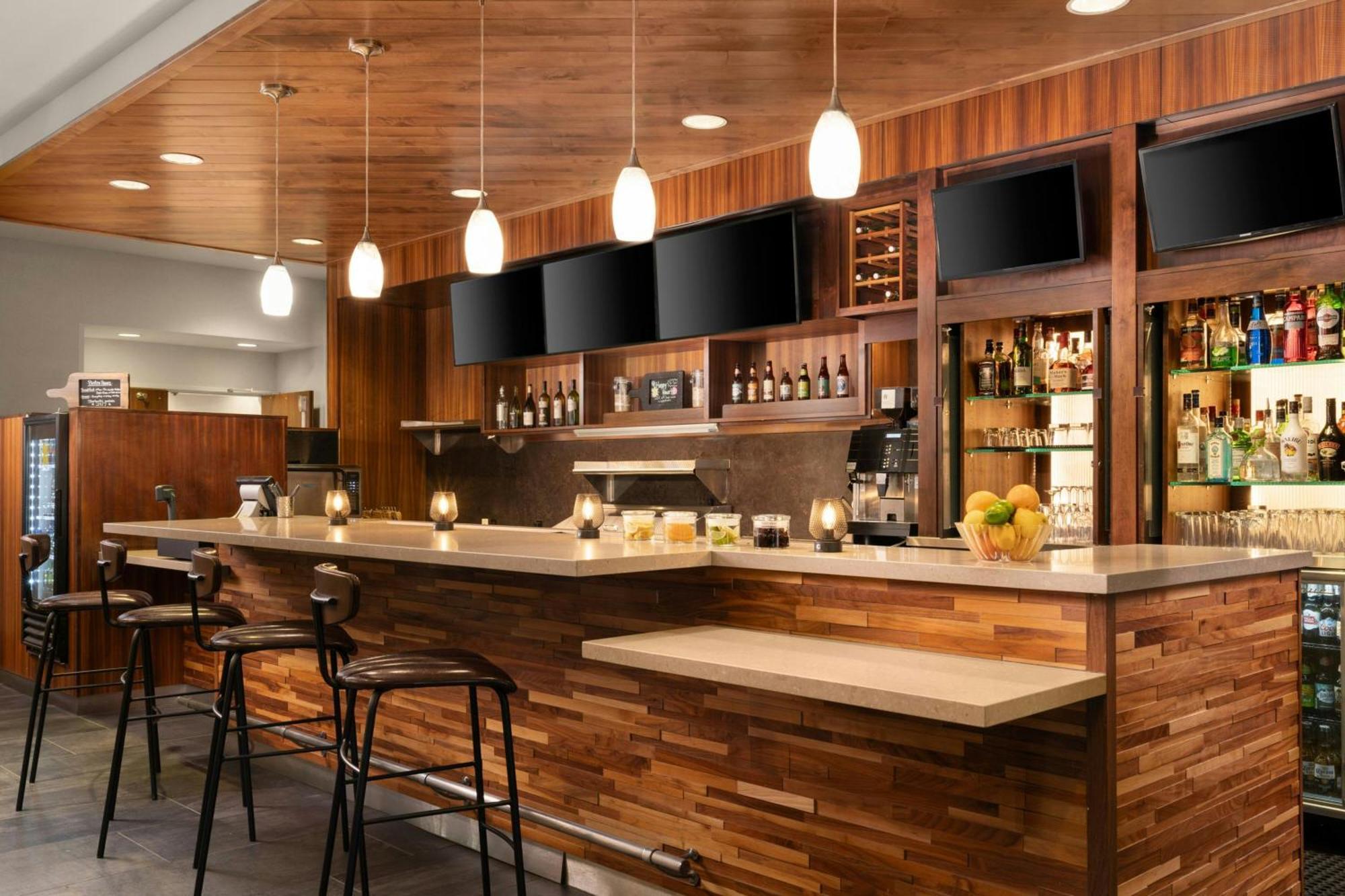 Courtyard By Marriott Denver North/Westminster Eastlake Экстерьер фото